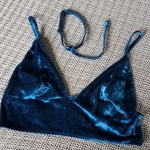 Frederick's of Hollywood, Megan Fox Turquoise Blue Velour Bralette Size Medium